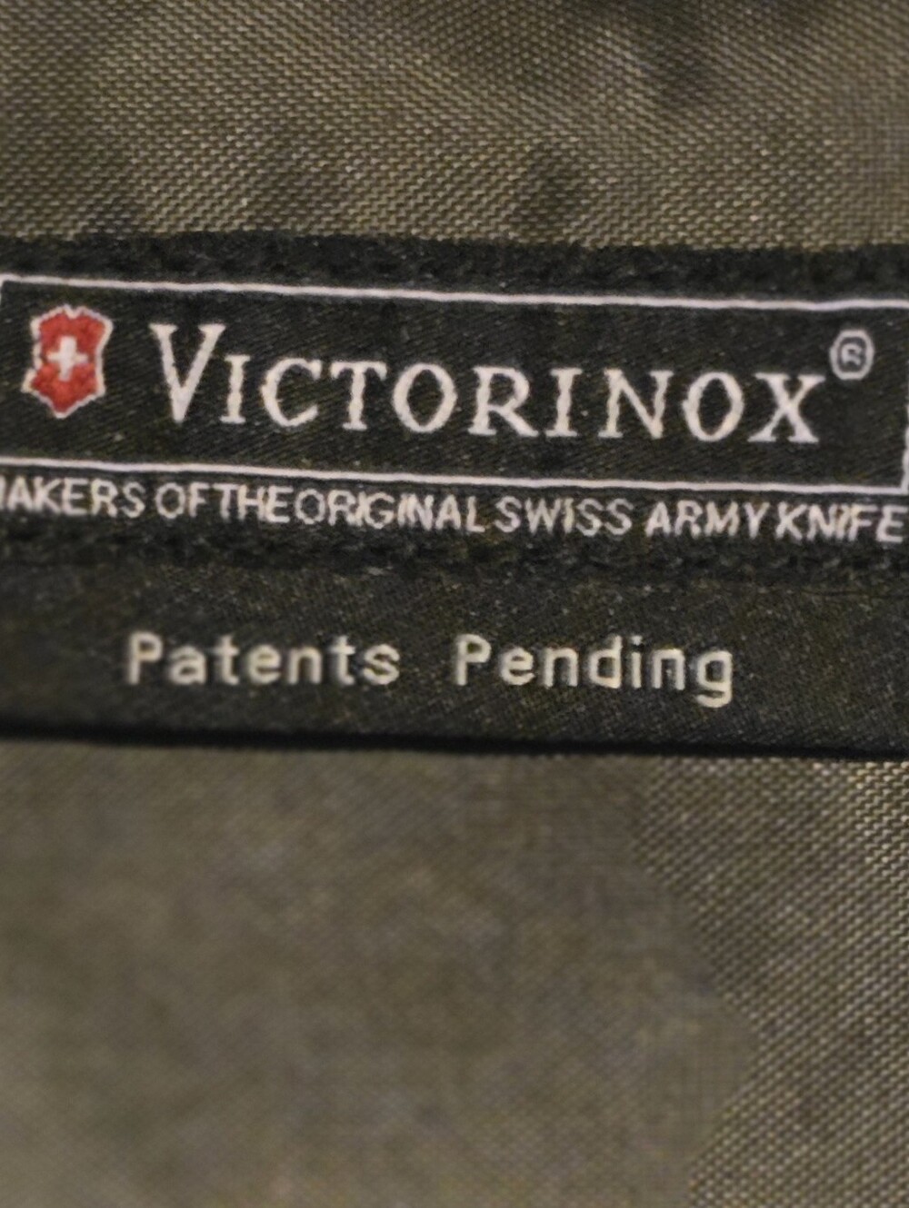 Victorinox Werks Deluxe Carry-on Travel Tote Bag. - Picture 8 of 9